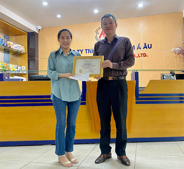 Chị Trần Thị Huyền Trang - Nhân viên kế toán công ty Dược phẩm Á Âu   Thâm niên công tác 5 năm